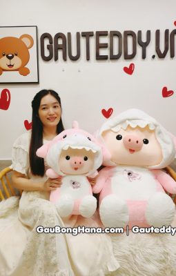 Heo Cosplay Cá Mập
